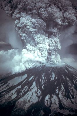 Der Ausbruch des Mount Mazama im Jahr 830: Vulkane und ihre Auswirkungen auf präkolumbianische Kulturen